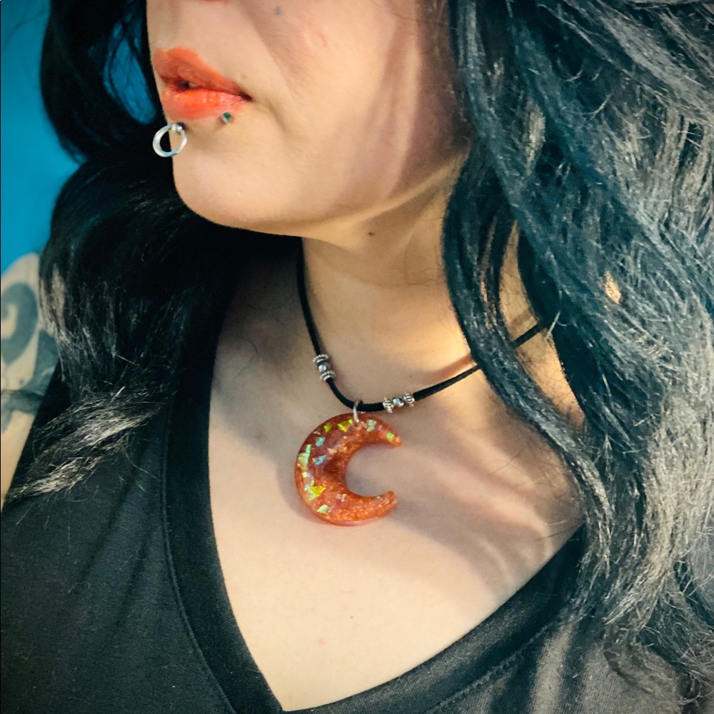 Orange & iridescent glitter resin crescent moon - Picture 7 of 14